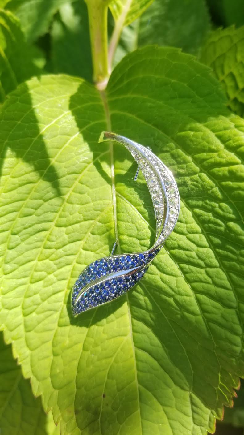 14K Gold brooch with Madagascar sapphires and rose cut diamonds